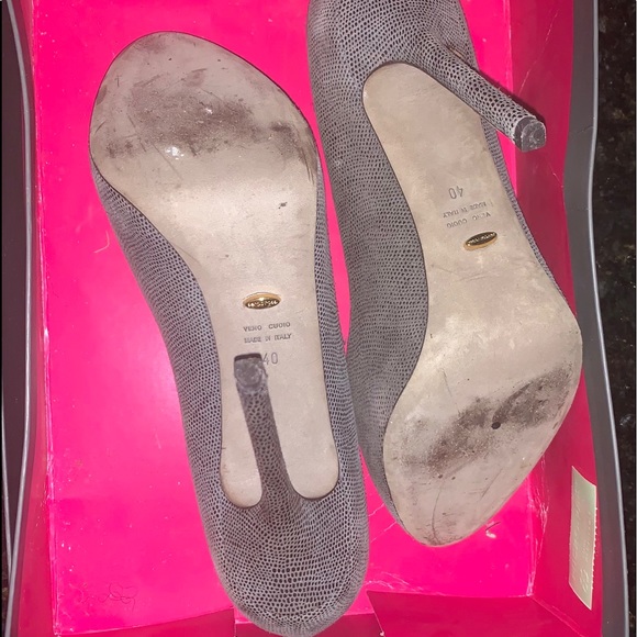 Sergio Rossi Snake Grey Heels - Picture 2 of 3